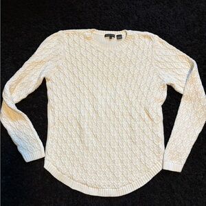 Jeanne Pierre Elegant Cream Cable Knit Sweater